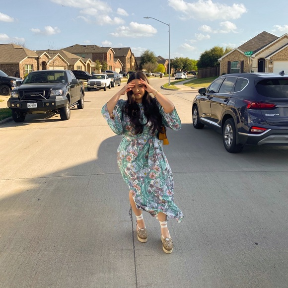 Tory Burch dress - Picture 7 of 7